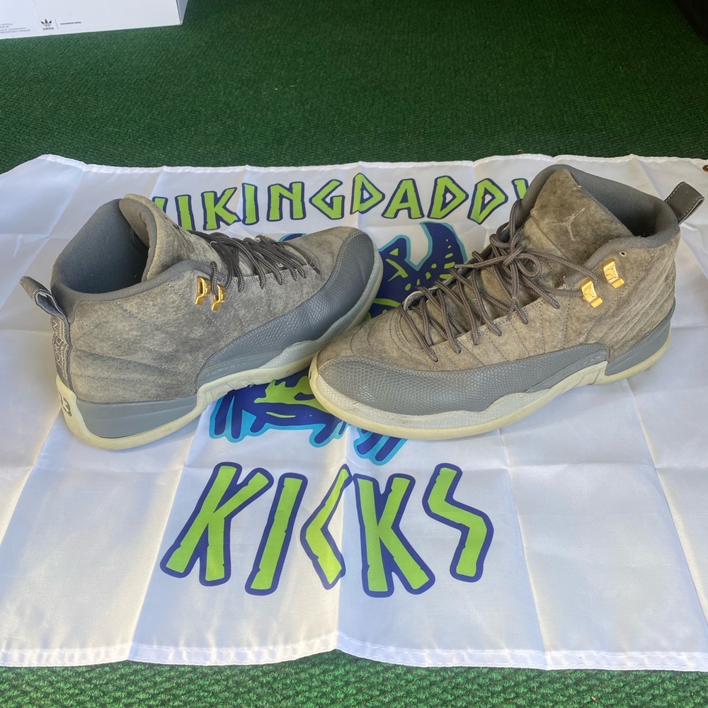 Jordan 12 Wolf Grey Size 11.5
